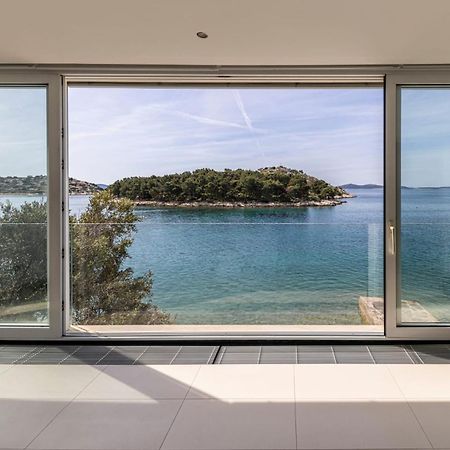 Casa Mano Tribunj With Beach 外观 照片