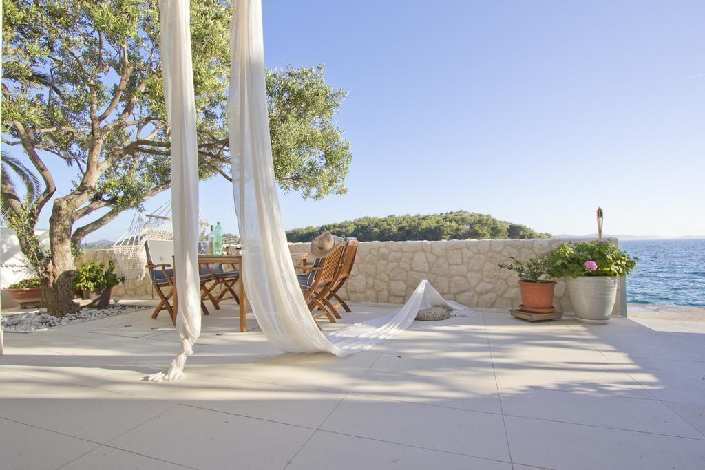 Casa Mano Tribunj With Beach 外观 照片